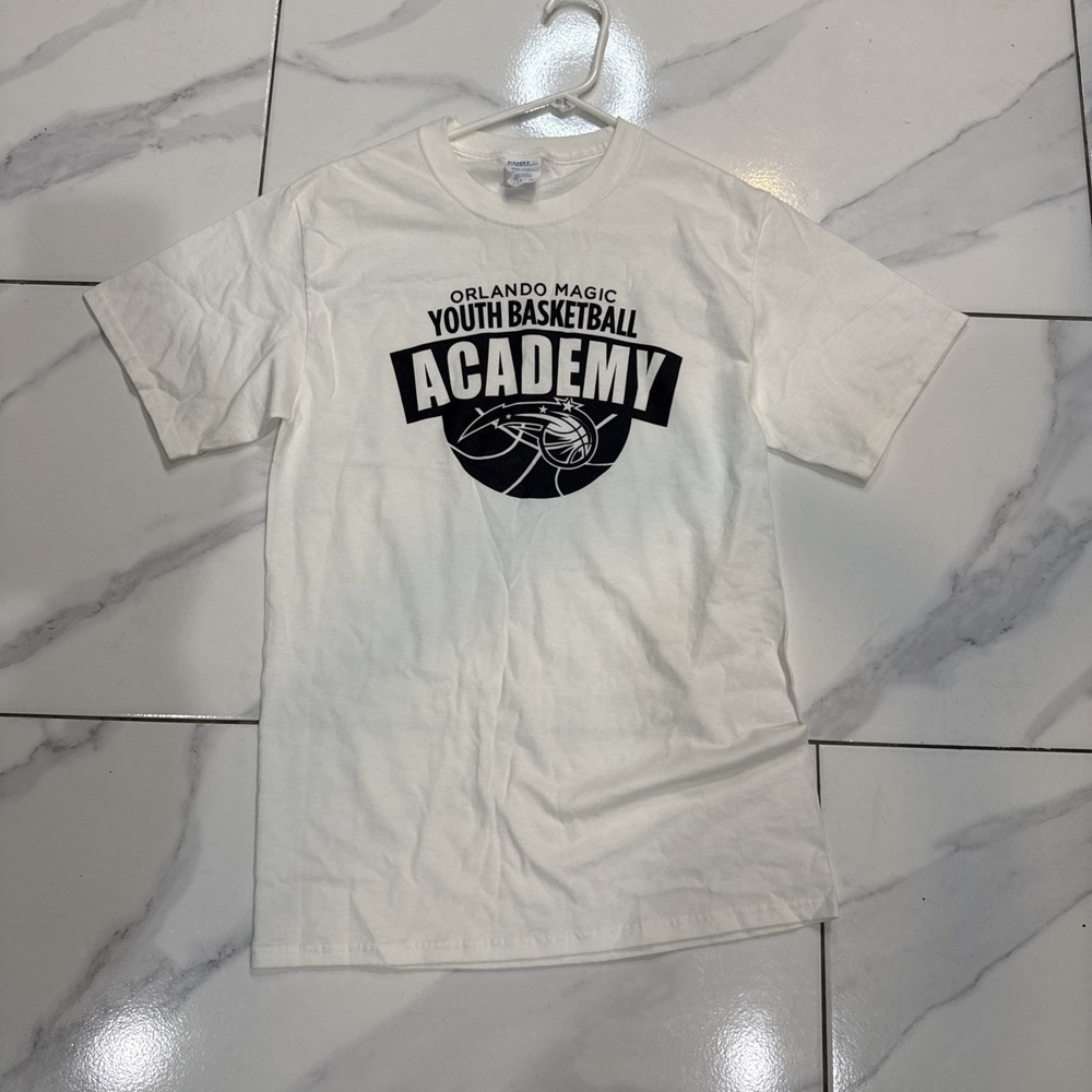 Orlando‎ Magic Youth Basketball Academy T-Shirt Size Small